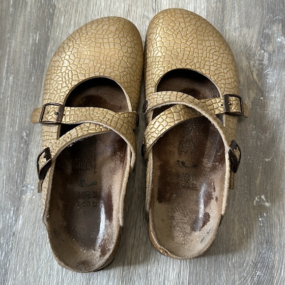 Leather Birkenstock shoes 👟 - Picture 5 of 7